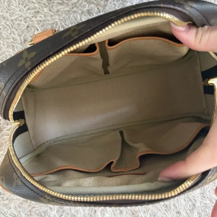 [BUNJANG] Louis Vuitton Monogram Trunville Handbag / 루이비통 모노그램 트루빌 + 스트랩 판매해요:)