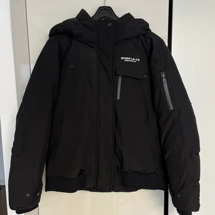 [BUNJANG] Guess Black Hooded Padded Jumper / 게스 블랙 후드 패딩 점퍼 (무료배송)