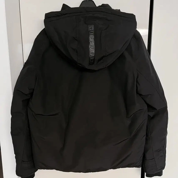 [BUNJANG] Guess Black Hooded Padded Jumper / 게스 블랙 후드 패딩 점퍼 (무료배송)