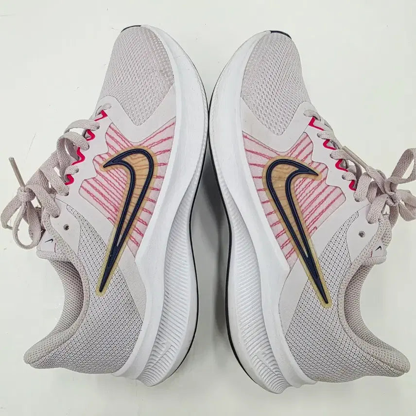 [BUNJANG] Nike Downshifter Sneakers (245) / 나이키 다운시프터 운동화 핑크(245)