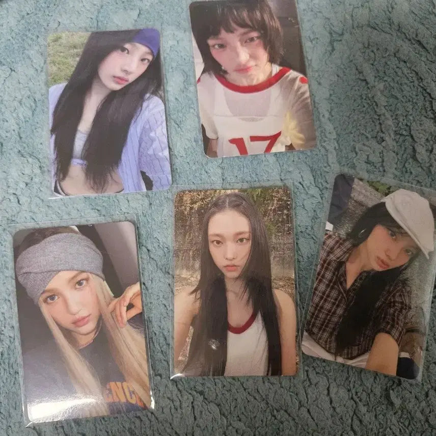 뉴진스 하우스윗 공방포카