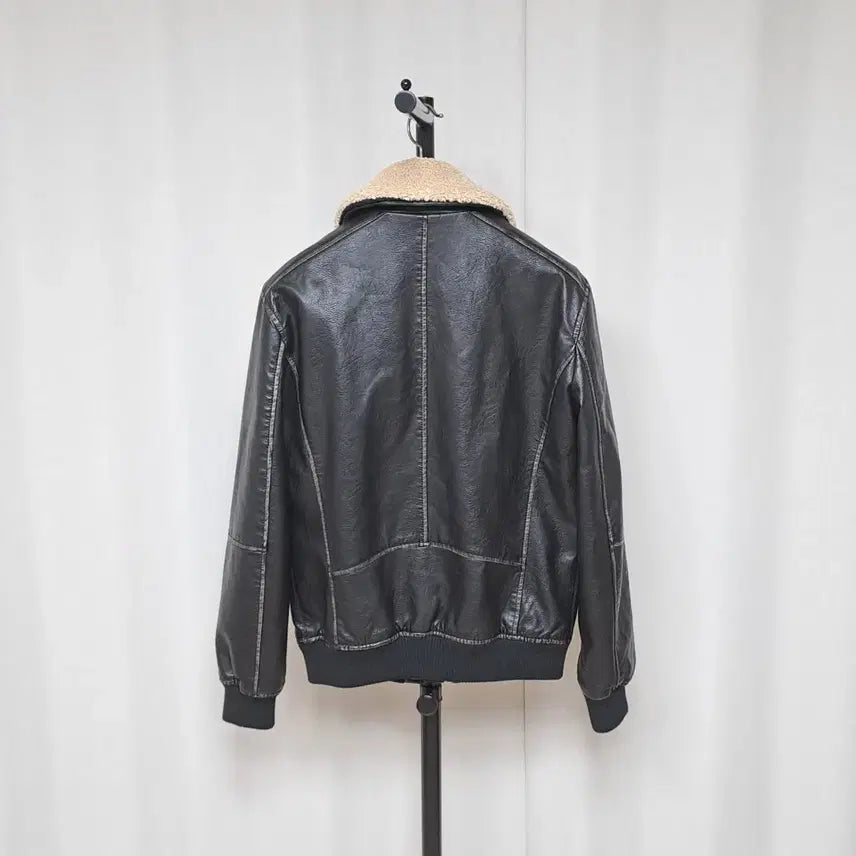 [BUNJANG] ZARA Vegan Leather Bomber Jacket / (무배)자라 비건레더 항공 자켓
