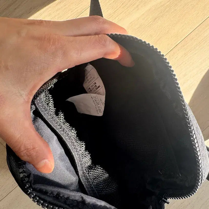 [BUNJANG] Nike Crossbody Bag Black / 나이키 크로스바디백 블랙