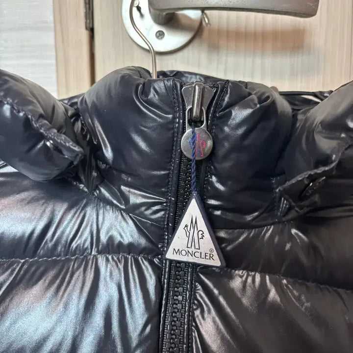 [BUNJANG] Moncler Maya 22FW Jacket / 몽클레어 마야 22FW 3사이즈