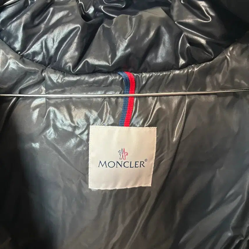 [BUNJANG] Moncler Maya 22FW Jacket / 몽클레어 마야 22FW 3사이즈