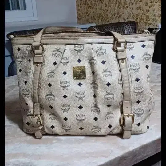 [BUNJANG] MCM Tote Bag / 엠씨엠가방 토트백 무료배송