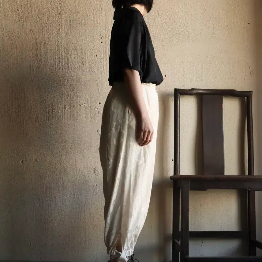 [BUNJANG] Susuri Ivory Jogger Pants / susuri 조거 팬츠