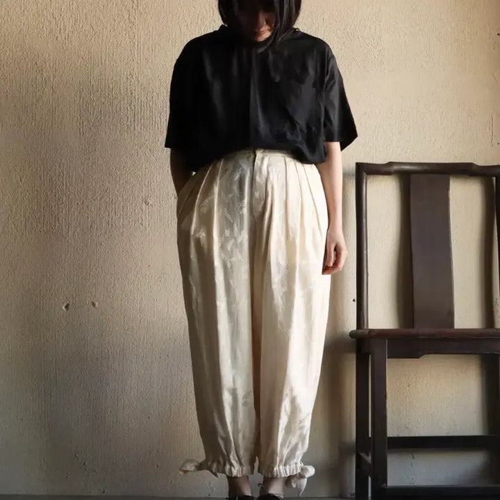 [BUNJANG] Susuri Ivory Jogger Pants / susuri 조거 팬츠