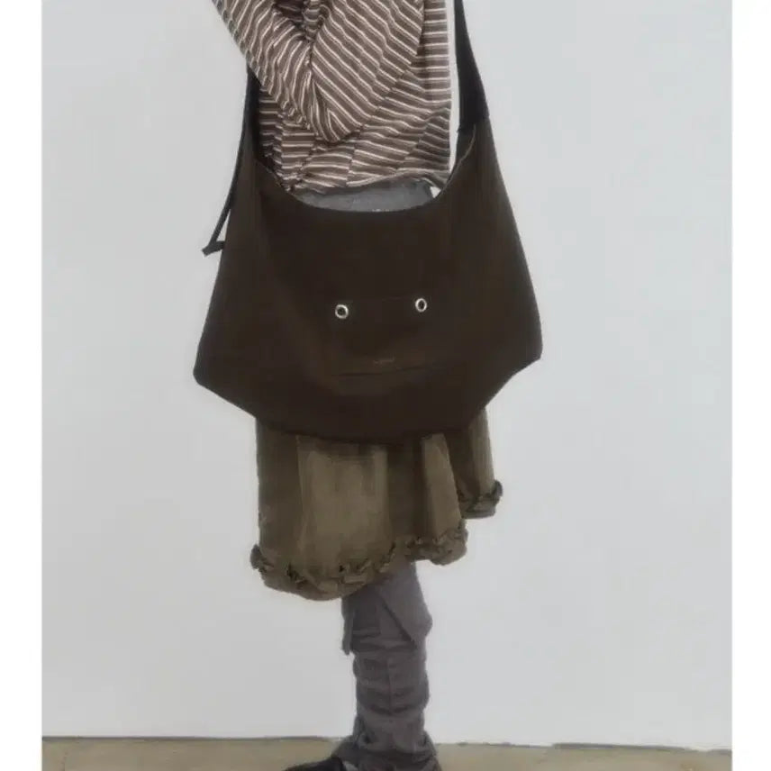 [BUNJANG] leterie Suede Ring Bag Brown / 레터리(leterie) 스웨이드 링 백 브라운