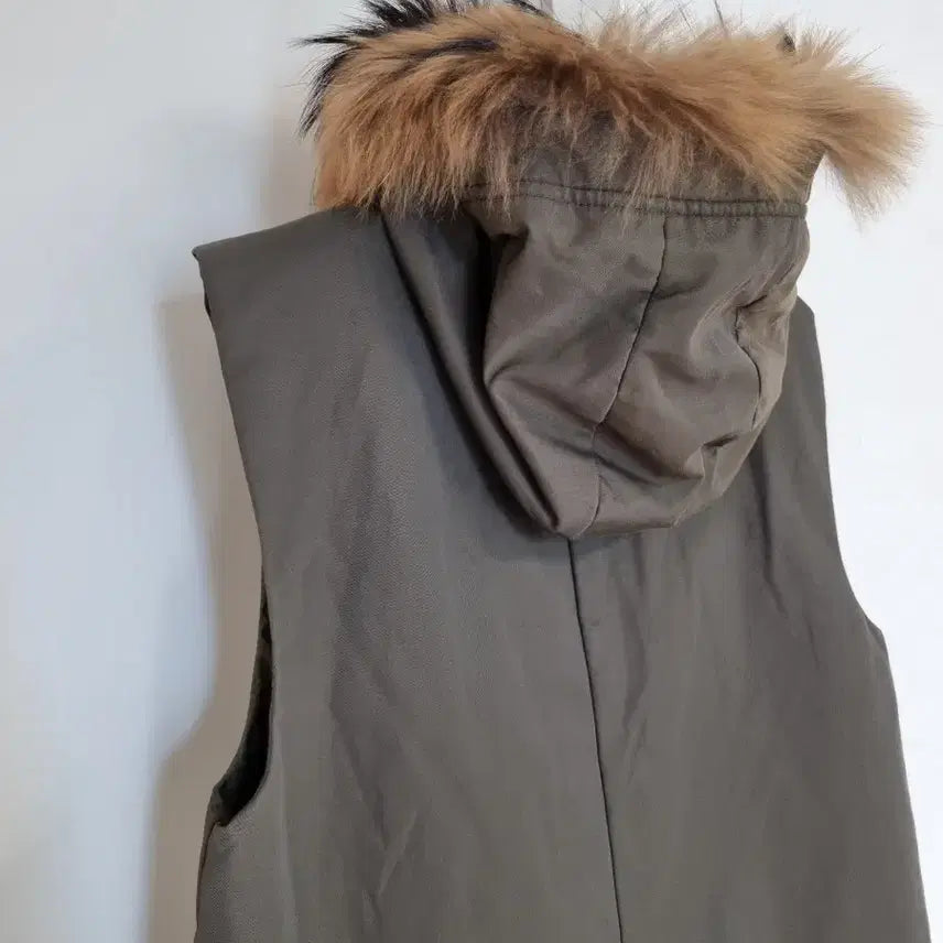 [BUNJANG] Theory Hooded Fur Vest / 정품 띠어리 후드 퍼 베스트