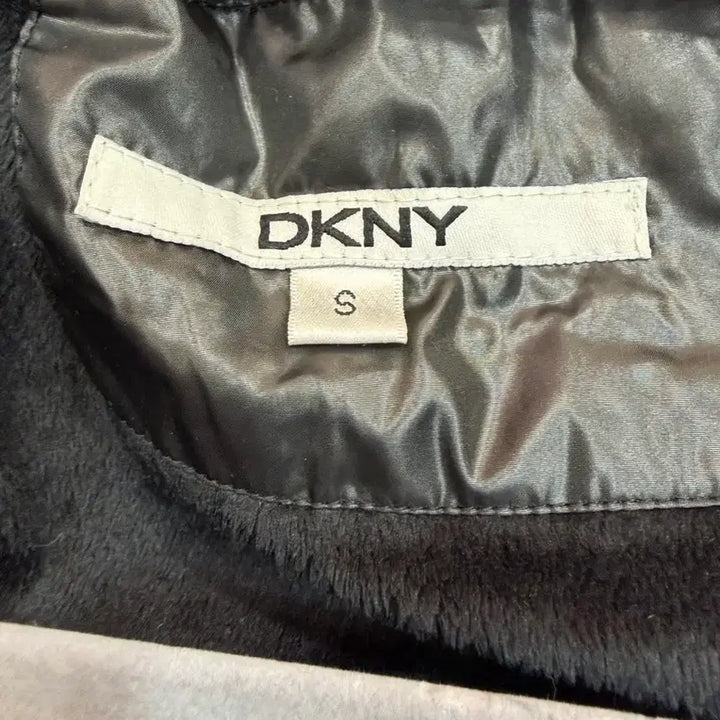 [BUNJANG] DKNY Women's Long Padded Jacket / DKNY 블랙 여성 롱패딩 벨트 스타일