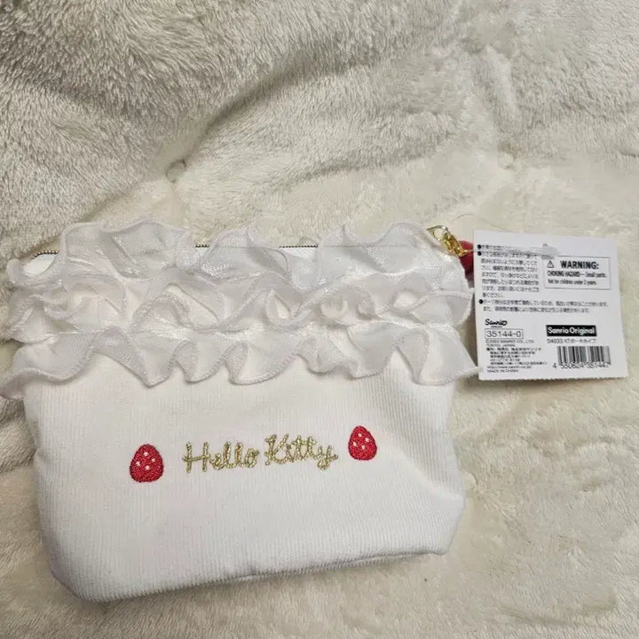 [SOLD OUT] 헬로키티 쇼트케이크 파우치(새상품)