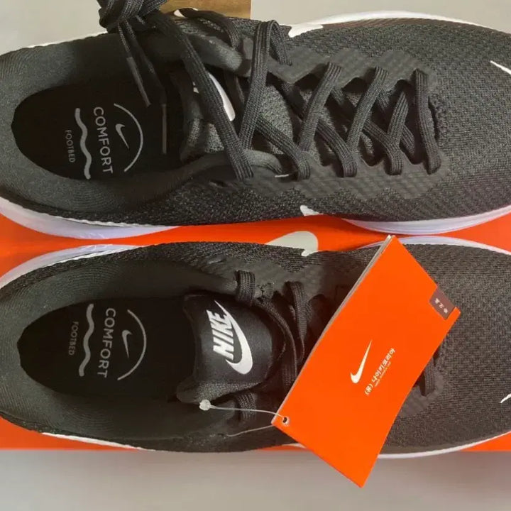 [BUNJANG] Nike Revolution 8 265mm / 나이키 레볼루션 8 265mm