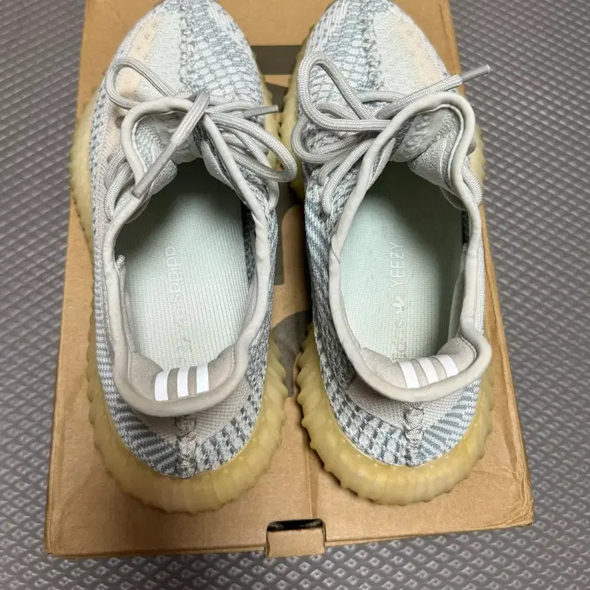 [BUNJANG] Adidas Yeezy Boost Cloud White 255 / 아디다스 이지부스트 클라우드화이트 255 판매