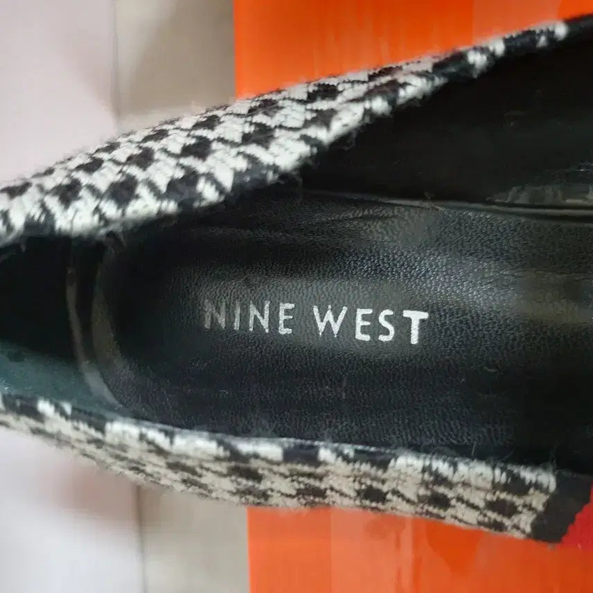 [BUNJANG] Nine West Flats Shoes (US 8.5) / Nine West 플랫 슈즈 250-255mm (US 8.5)
