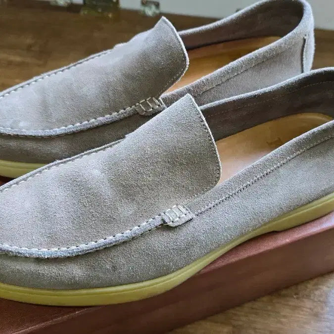 [SOLD OUT] 버윅 5191 스웨이드 로퍼 43  싸이즈