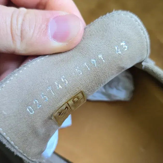 [SOLD OUT] 버윅 5191 스웨이드 로퍼 43  싸이즈