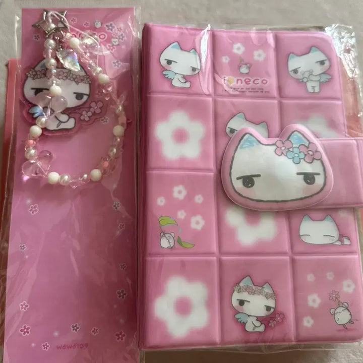 [SOLD OUT] [미사용] 고전 와와109 아이네코 핑크 바인더+키링 세트