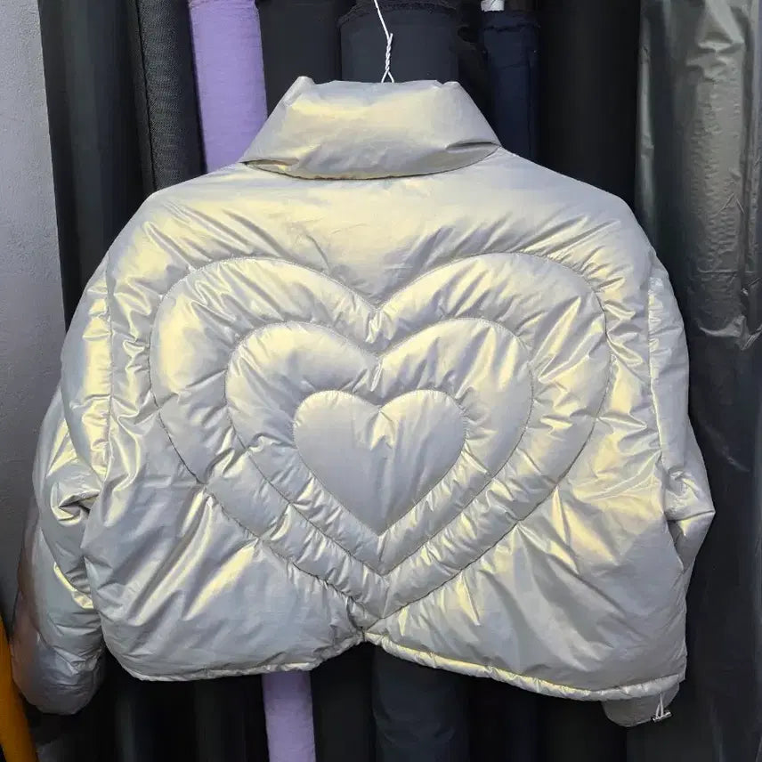 [BUNJANG] Glossy Quilted Heart Jacket / 요즘유행하는  글로시 누빔패딩 하트  자켓  새상품   도매가 32000