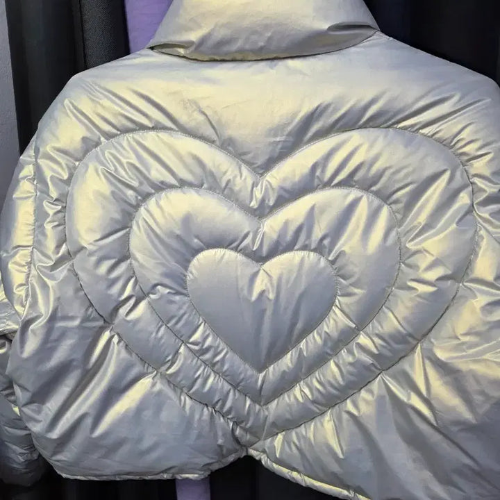 [BUNJANG] Glossy Quilted Heart Jacket / 요즘유행하는  글로시 누빔패딩 하트  자켓  새상품   도매가 32000