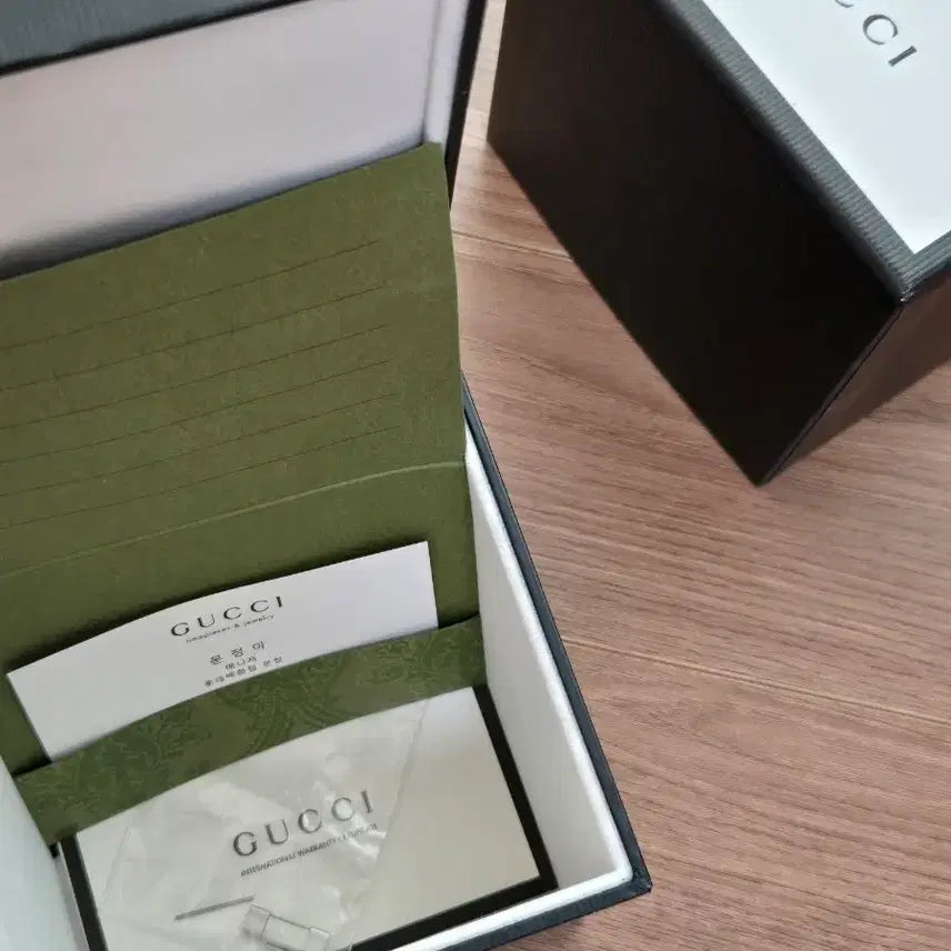 [BUNJANG] Gucci Women's Watch Full Package / 구찌 여성 시계 풀박스