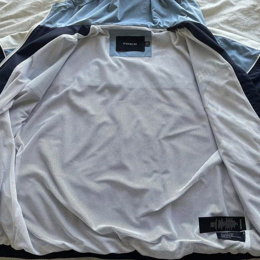 [BUNJANG] Coach Windbreaker Jacket / L) 코치 바람막이 팝니다