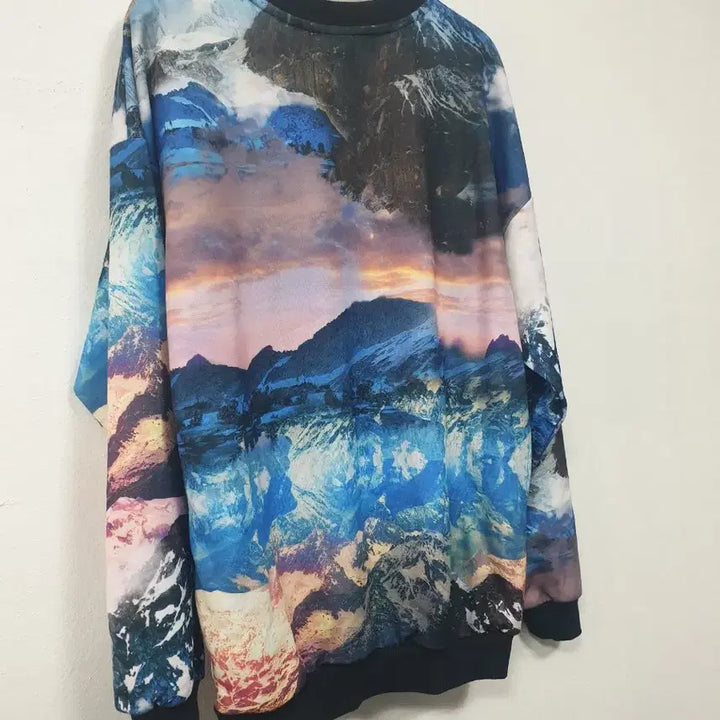 [BUNJANG] Adidas Mountain Clash Sweatshirt (Size 85) / 아디다스 마운틴 클레쉬 맨투맨 티셔츠 85사이즈