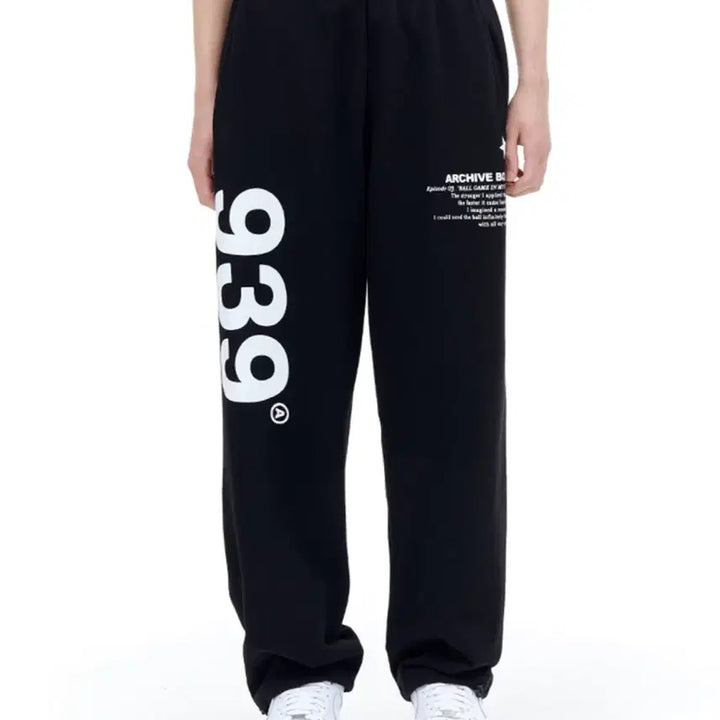 [BUNJANG] Archive Bold 939 Logo Sweat Pants / 아카이브 볼드 939 LOGO SWEAT PANTS