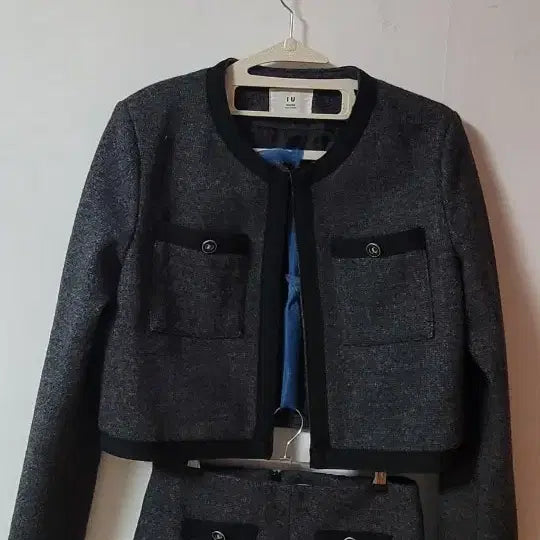 [BUNJANG] IU Tweed Two-Piece Set (Gray, S) / IU 트위드 투피스 세트 그레이 S