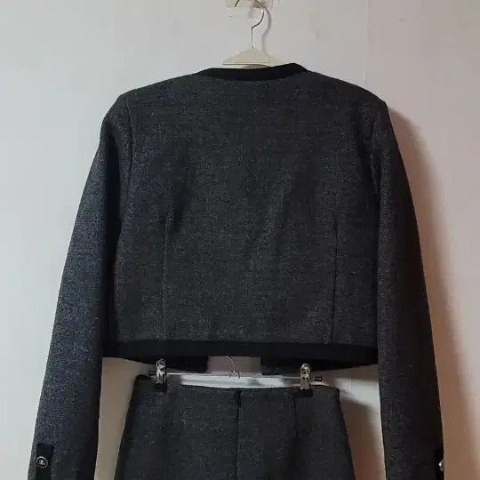 [BUNJANG] IU Tweed Two-Piece Set (Gray, S) / IU 트위드 투피스 세트 그레이 S