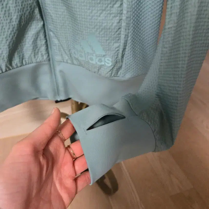 [BUNJANG] Adidas Running Windbreaker Jacket (Mint, 85) / [85] 아디다스 런닝 후드 바람막이 자켓 런닝복