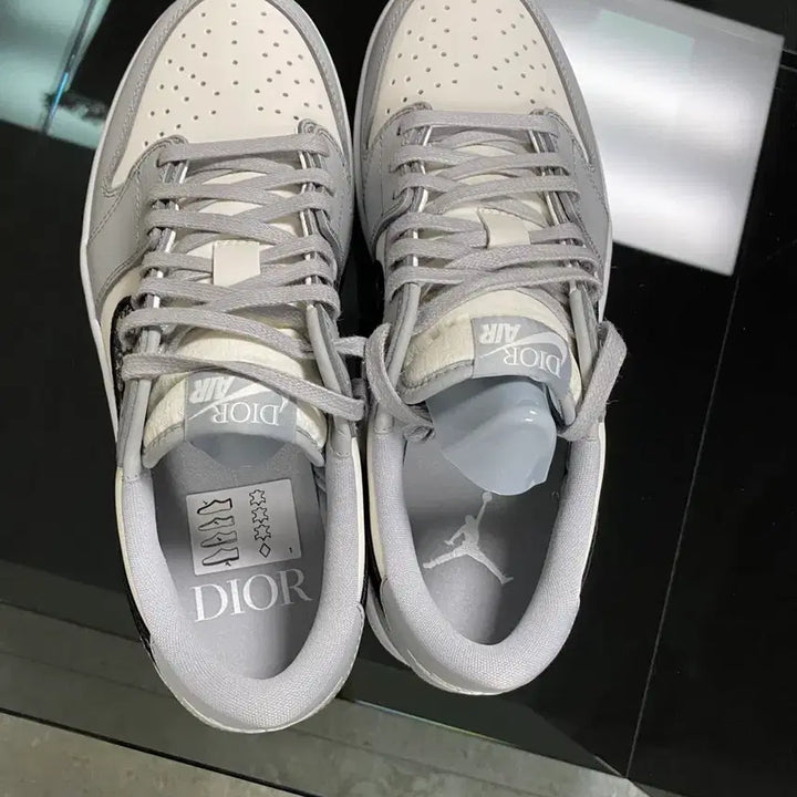 [BUNJANG] Air Dior Jordan 1 Low Size 43 270 New / 에어 디올 조던 1 로우 사이즈 43 (270) 정품,새상품)