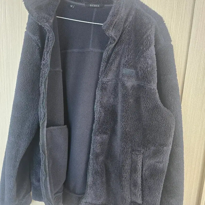 [BUNJANG] Guess Fleece Zip-Up Jacket Black / 게스 남성 플리스 집업 자켓 블랙