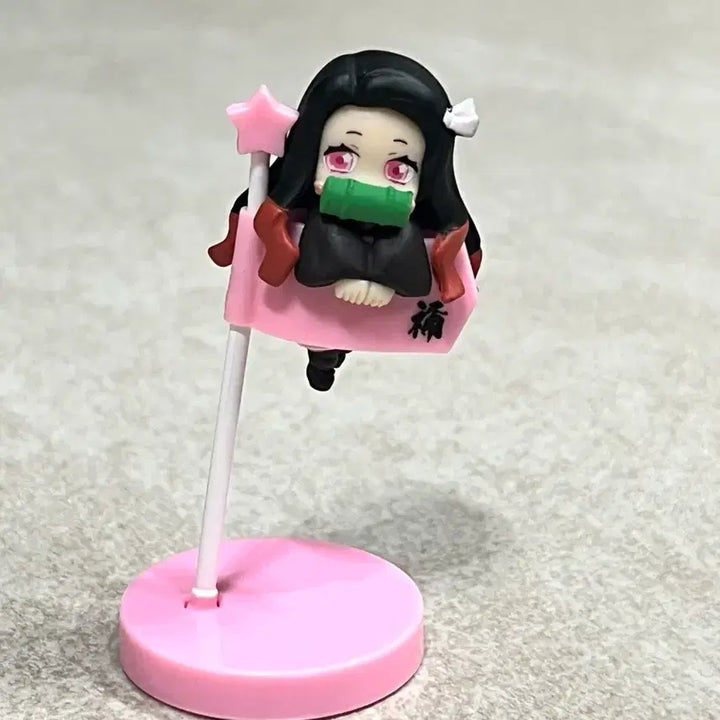 [BUNJANG] Demon Slayer Nezuko Figure / 귀멸의칼날 데코라픽 네즈코 피규어 판매합니다.