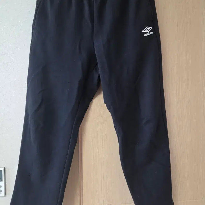[BUNJANG] Umbro Wide Training Pants / 엄브로 와이드 트레이닝 츄리닝 바지