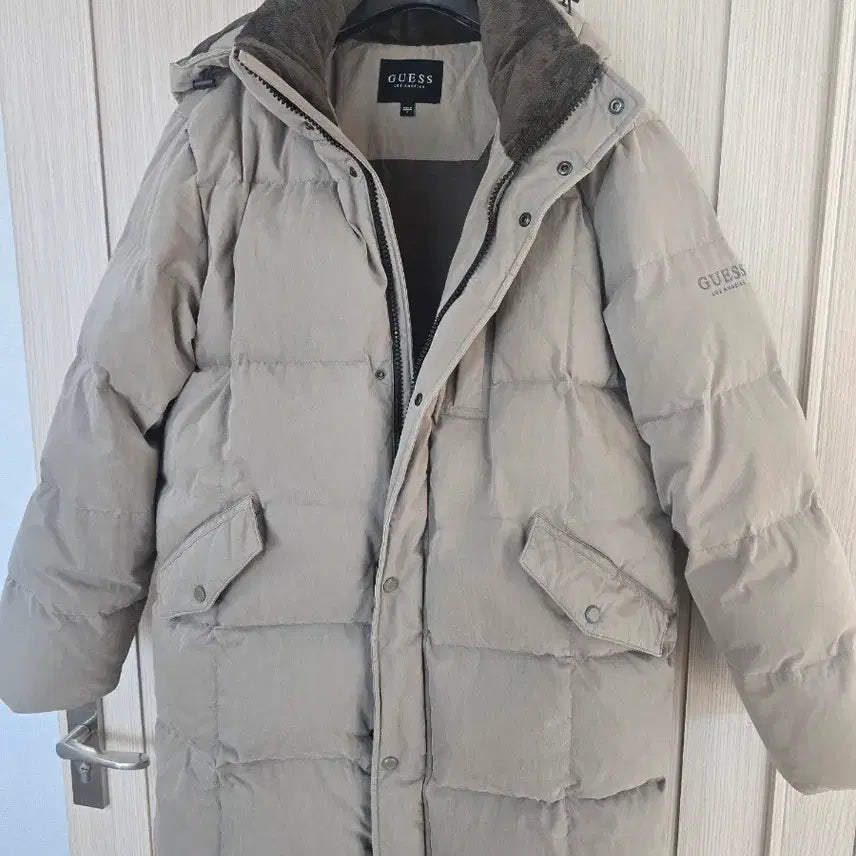[BUNJANG] Guess Beige Padded Jumper / 게스 베이지색 패딩 점퍼