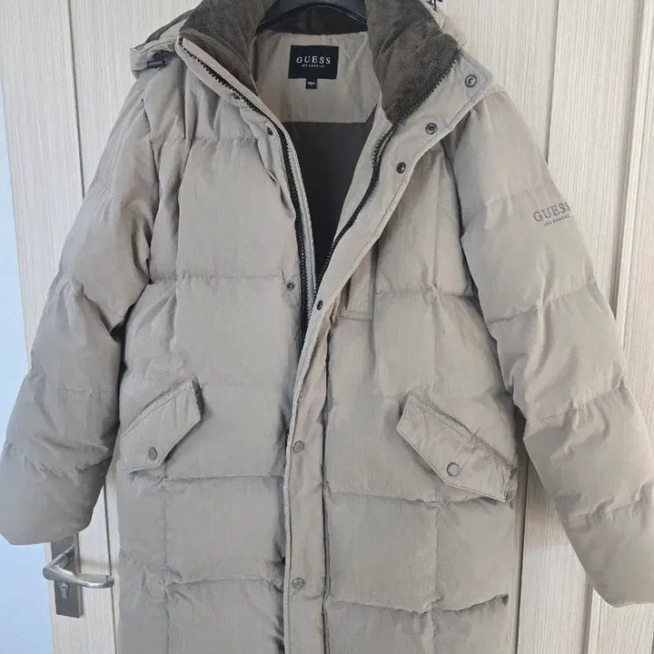 [BUNJANG] Guess Beige Padded Jumper / 게스 베이지색 패딩 점퍼