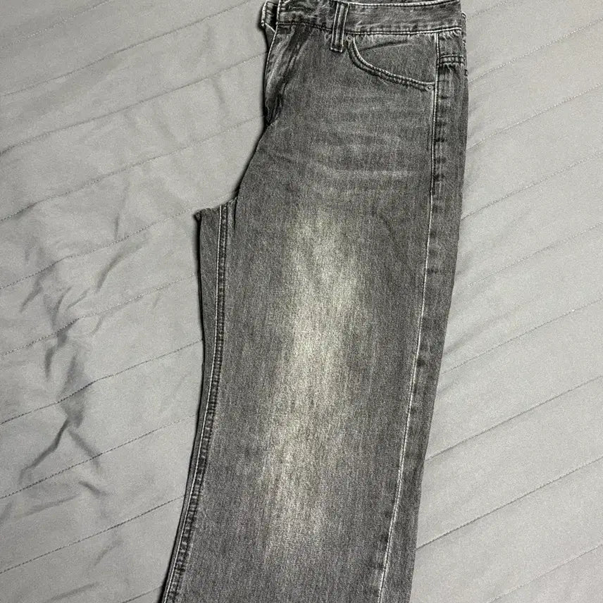 [BUNJANG] FATALISM Washed Black Denim Pants / FATALISM 워시드 블랙 데님 팬츠 판매합니다.