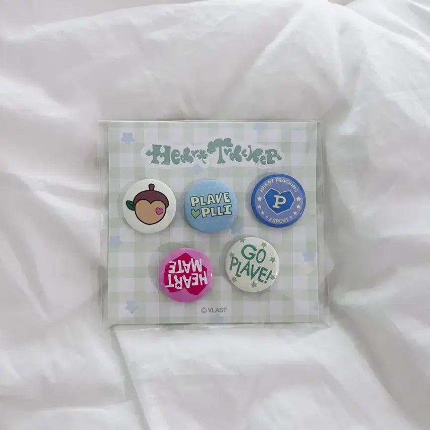 [BUNJANG] PLAVE 2026 Season's Greetings Badge / 플레이브 2026 시즌그리팅 뱃지