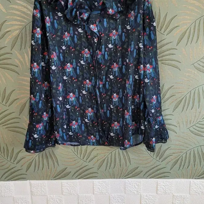 [BUNJANG] Second Floor Floral Blouse / 세컨플로어 블라우스