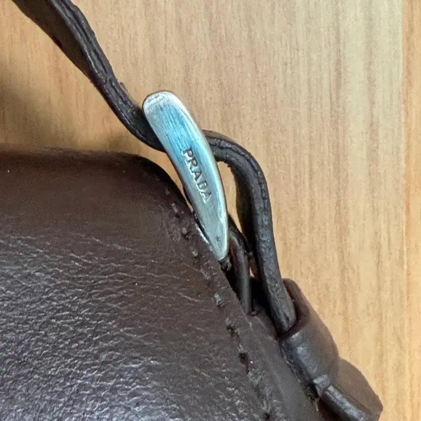 [BUNJANG] Prada Leather Shoulder Bag / (정품)프라다 가죽 숄더백