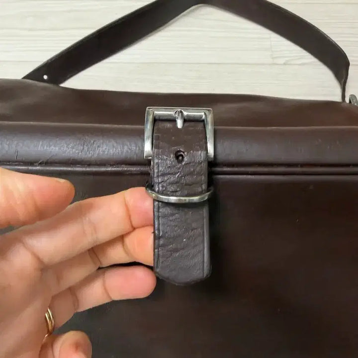 [BUNJANG] Prada Leather Shoulder Bag / (정품)프라다 가죽 숄더백