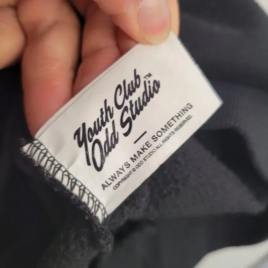 [BUNJANG] ODD Studio Fleece Sweatshirt / [105/XL] 오드스튜디오 기모 맨투맨