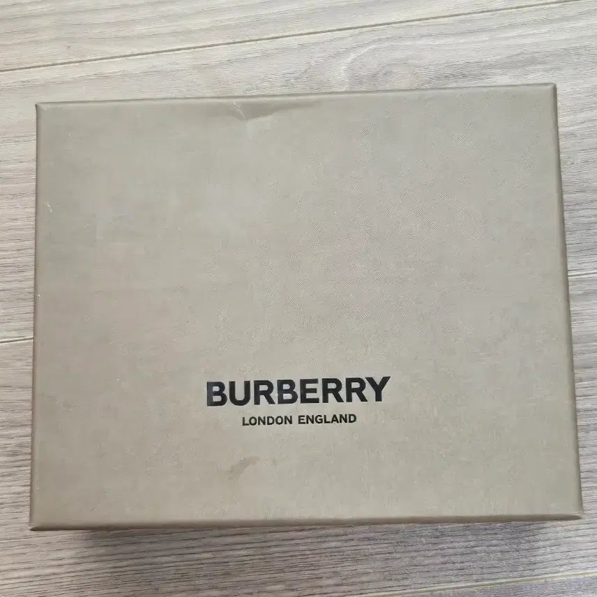 [BUNJANG] Burberry Wallet / 버버리반지갑