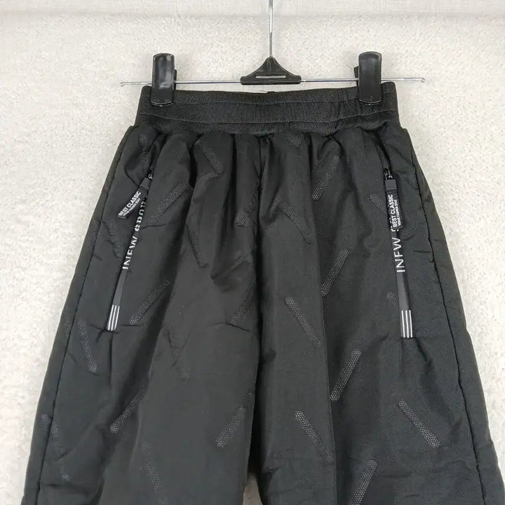 [BUNJANG] Kids Fleece Lined Padded Training Jogger Pants (Size 130) / 아동 기모 패딩 트레이닝 조거 팬츠(130)