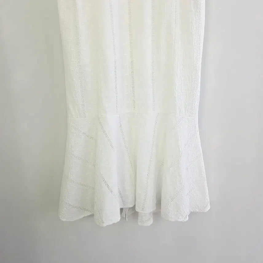 [BUNJANG] THE CHEMI White Lace Mermaid Long Dress / [THE CHEMI] 더케미 화이트 레이스 머메이드 롱원피스 여성 F