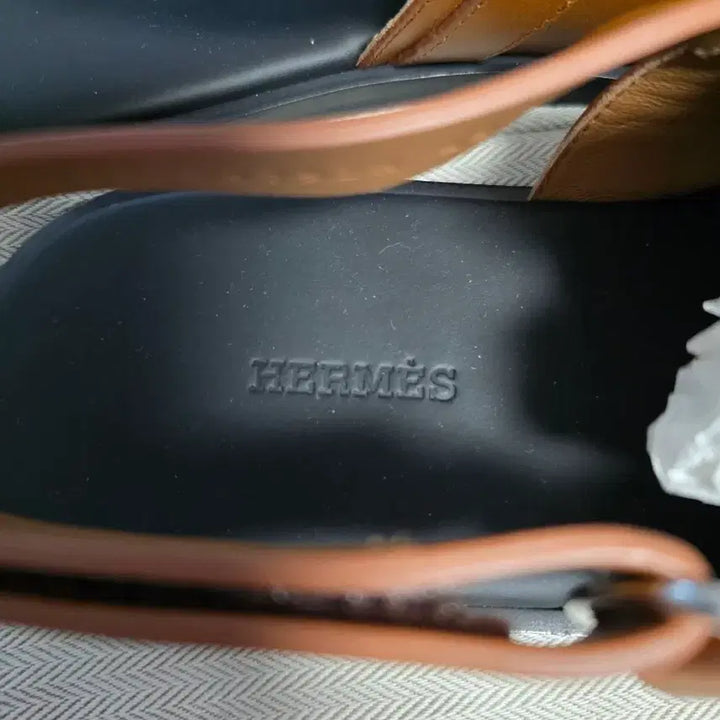 [BUNJANG] Hermes Brown Leather Sandals / 에르메스 브라운 레더 샌들 새상품