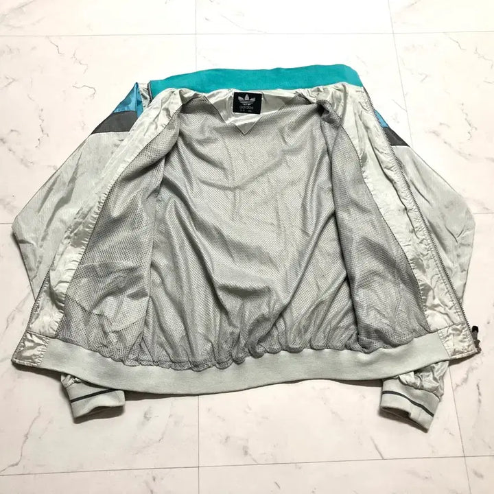 [BUNJANG] Adidas Firebird Oversized Windbreaker Jacket / 80-90s 아디다스 파이어버드 오버핏 바람막이 110~