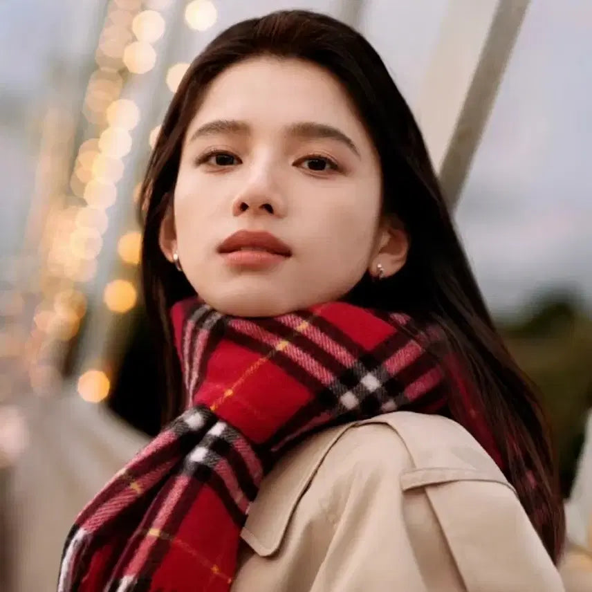 [BUNJANG] Burberry Check Pattern Red Muffler / 버버리 체크 패턴 레드 머플러