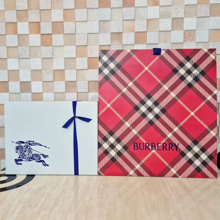 [BUNJANG] Burberry Gift Set / [백화점정품]버버리 가방 박스+쇼핑백+리본+속지 풀구성품,버버리 가방